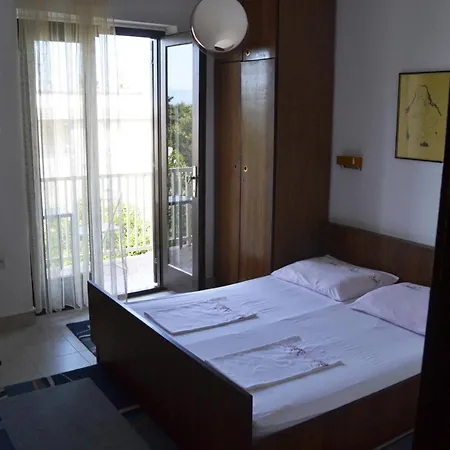 Apartment By The Sea Zivogosce - Mala Duba, Makarska - 17077 Podgora